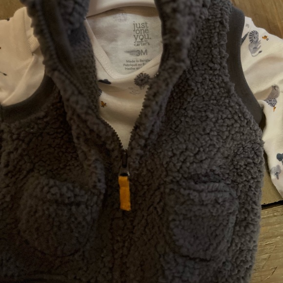 Carter’s Sherpa Vest and Lion Onesie - Picture 4 of 4